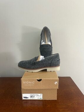 Vionic Cleo Loafer Slate/Grey - women's size 8 wide; NIB